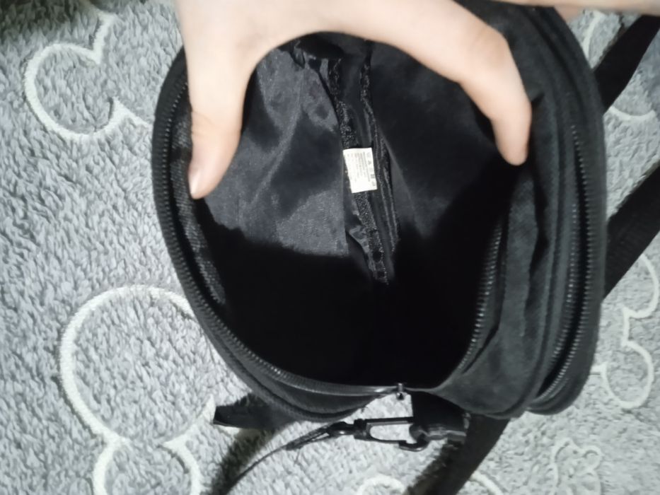 сумка Carhartt через плечо