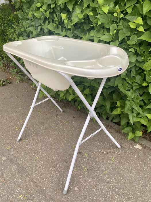 Cădiță Jane cu Suport metalic