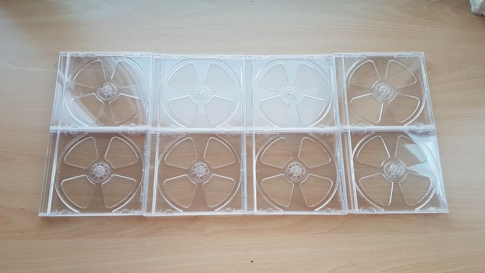 Пустые футляры для CD дисков