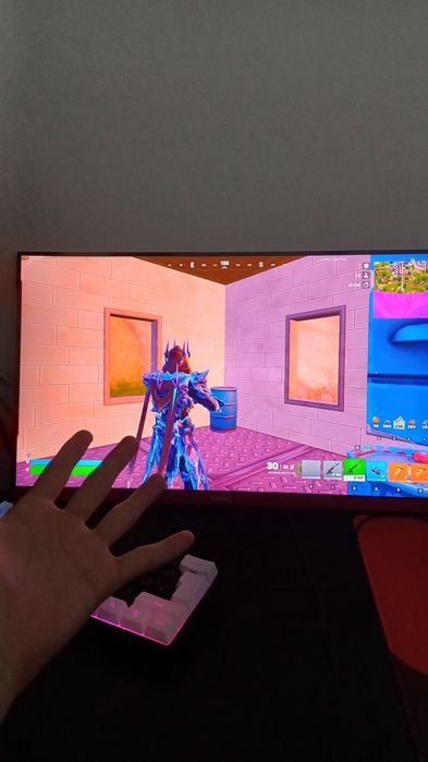 Игравой пк и манитор 180гц сатылады!