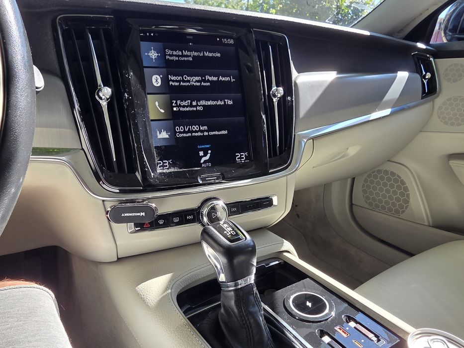 Volvo V90, automata, distronic, Full LED, fara Ad Blue