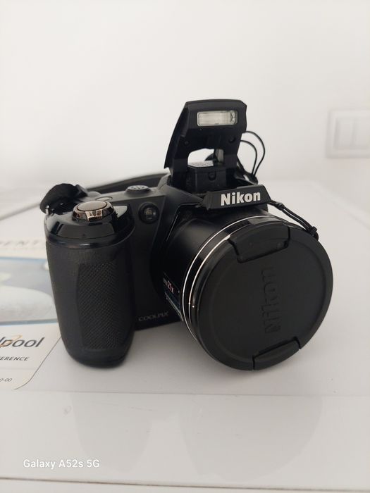 Nikon *aparat foto digital)
