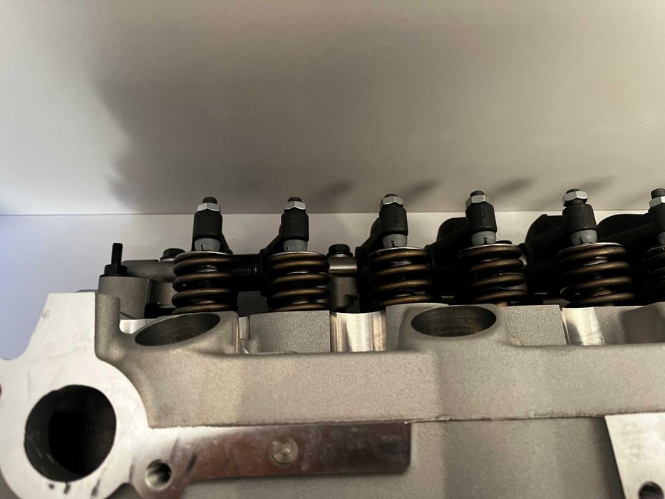 Головка блока на Toyota 2L