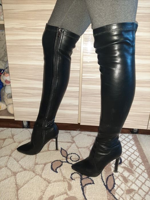 ботфорды продам8000срочно