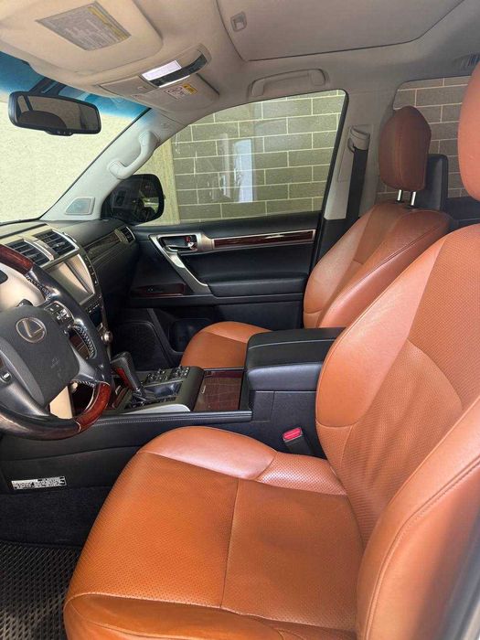 Lexus GX460 4.6л V8 мотор! 2016г Белый Жемчуг! 142 тыс км пробега!