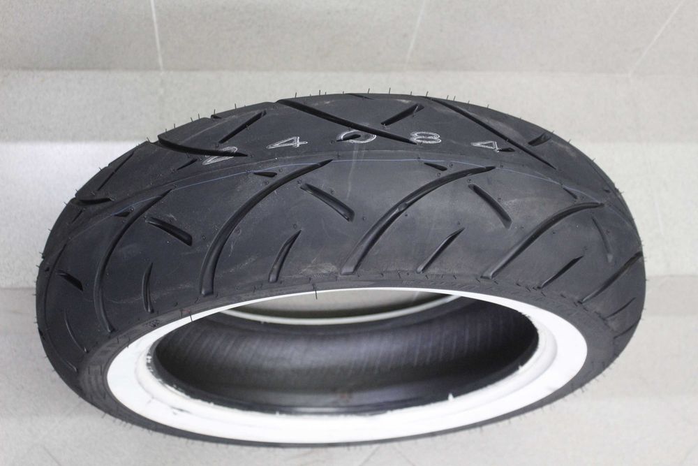 180/65-16 Metzeler ME888
