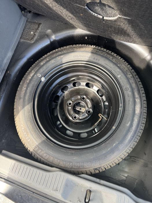 Mazda 2 На части