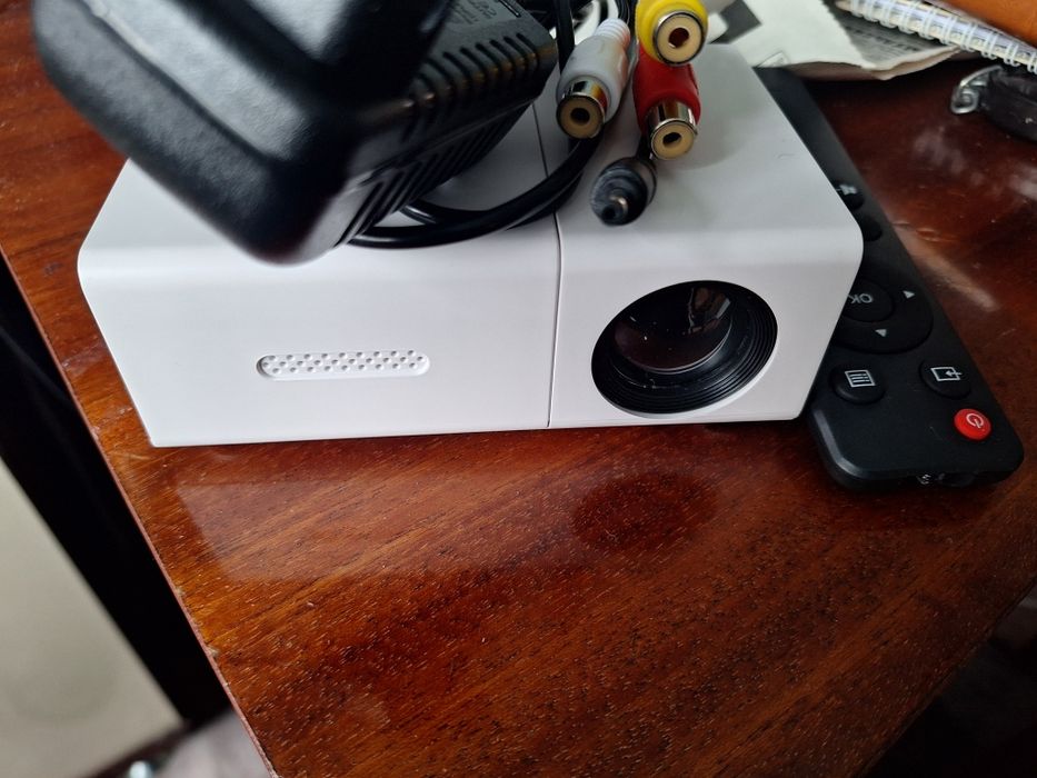 Продам проектор.