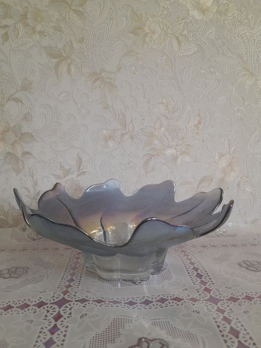 Продам вазу фруктовницу.