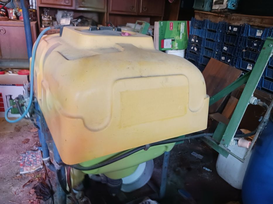 Продавам пръскачка Taral Kobra 400l.