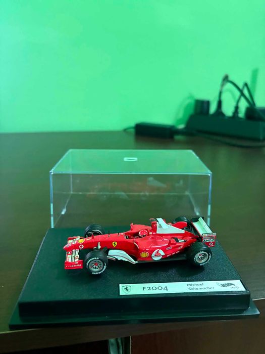 модели формула 1 Ferrari , Jordan Honda - HOT WHEELS -1.18 - 1.43