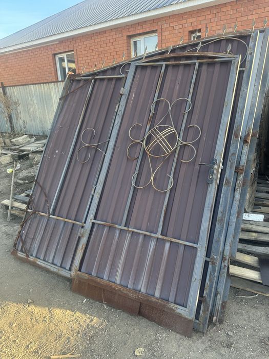 Продам ворота без стойки