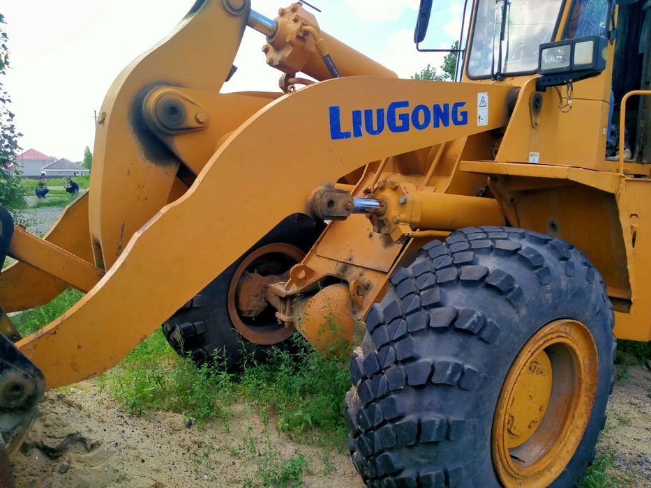 Продам погрузчик