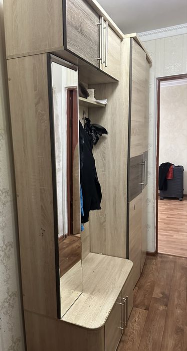 Прихожка для одежды и обувь