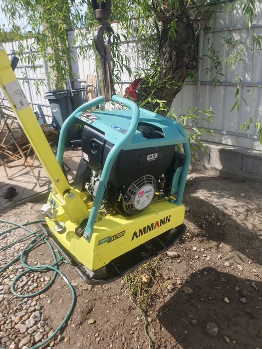 Vând placă compactoare AMMANN APR 30/50