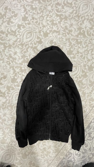 Продам детские вещи