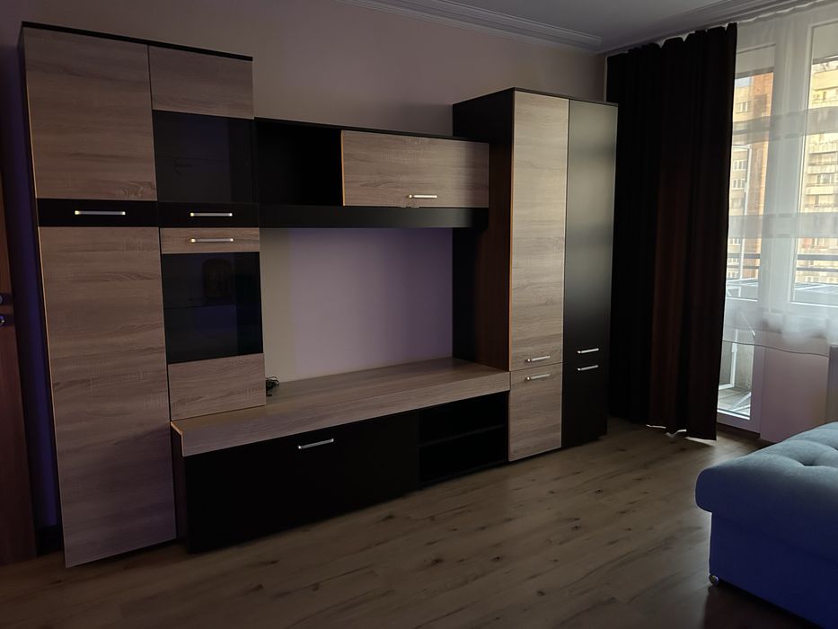 Продава се Двустаен апартамент в Перник, Център - 55 кв.м за 835 €/кв.м - Снимка #2