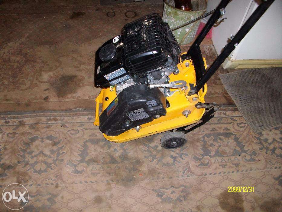 placa vibranta 90 kg--100 kg--2 to ,mai compactor, si alte scule (SC)