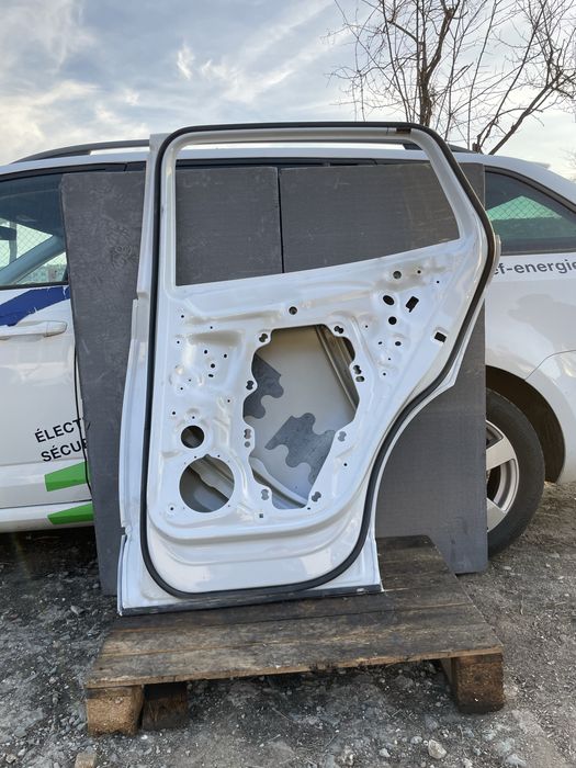 Задна дясна врата за VW ID4 Фолксваген ИД4  2020г-