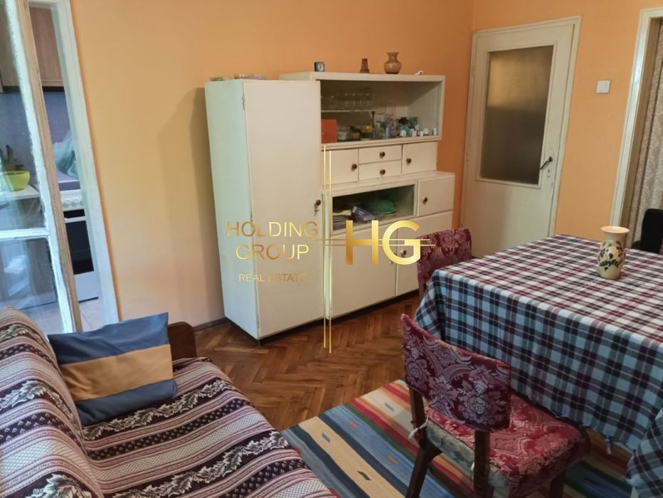Продава се Тристаен апартамент в Варна, Спортна зала - 85 кв.м за 2189 €/кв.м - Снимка #3
