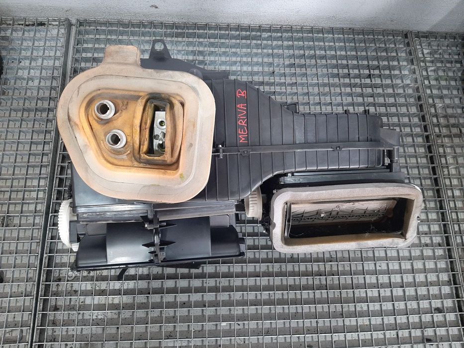 tulumba aer bord clima opel meriva b 2010-2017  13345116