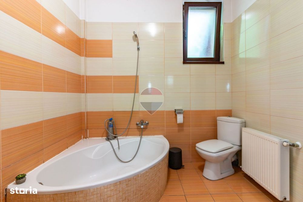 Vila de colt de vânzare în Corbeanca | Paradisul Verde