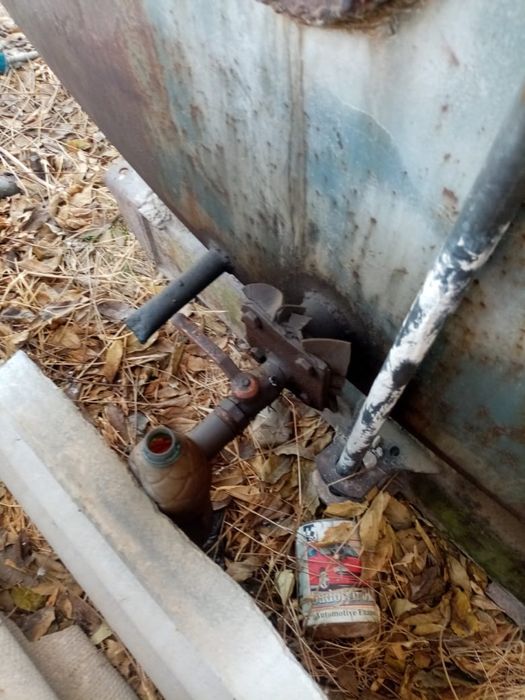 Продам емкость 3 тонны