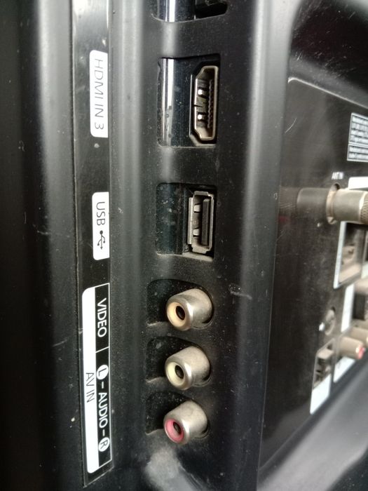 Телевизор Samsung LE32C454E3W