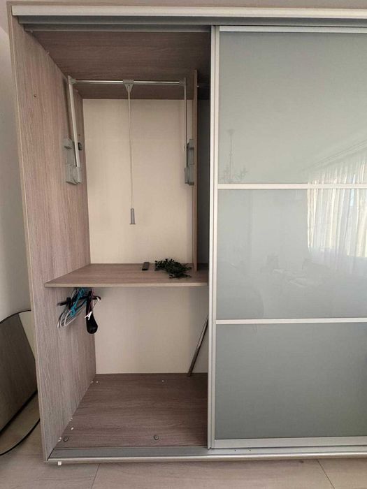 Dulap cu usi glisante, I:240cm x L:320cm