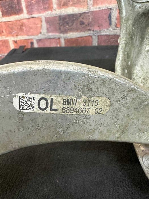 Fuzeta stângă față BMW g20 xd