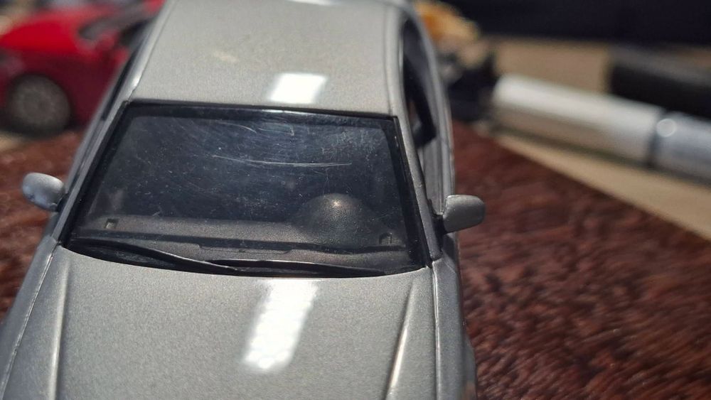 Аudi A8 -Minichamps