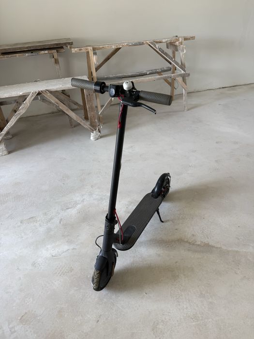 Xiaomi Mi Electric Scooter M365