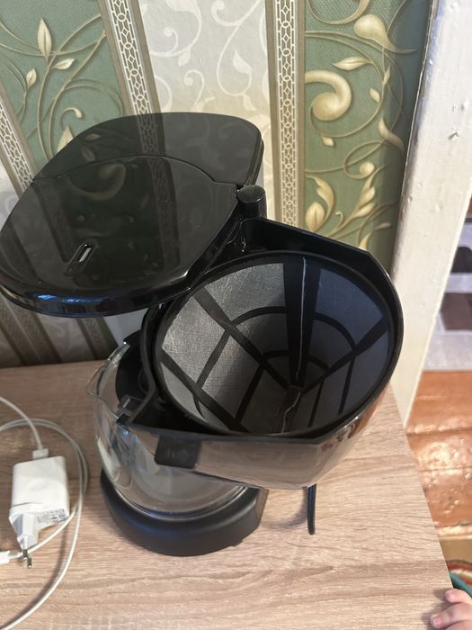 Продам кофеварку