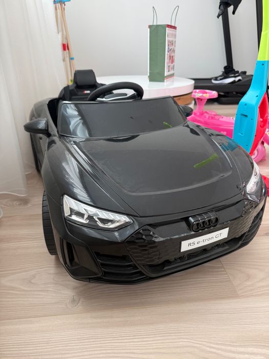 Електрическа детска кола