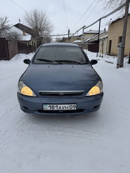 Kia Rio 2001 год