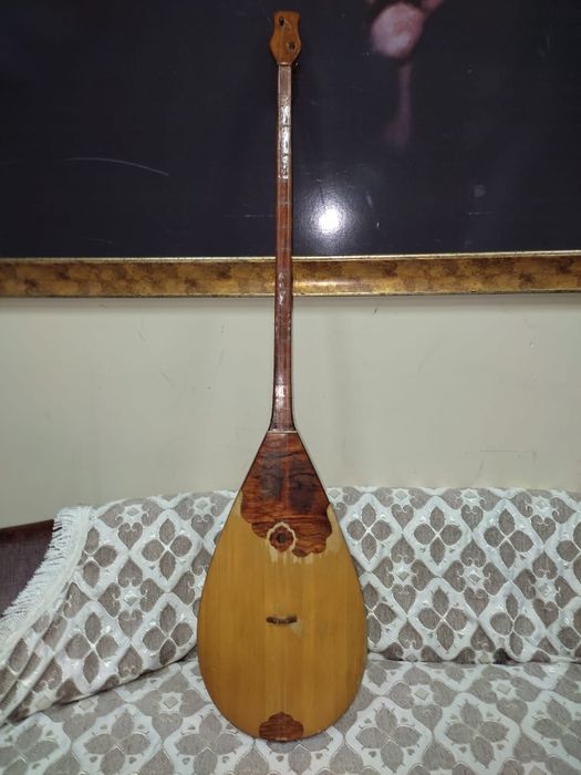 Домбыра мастеровая