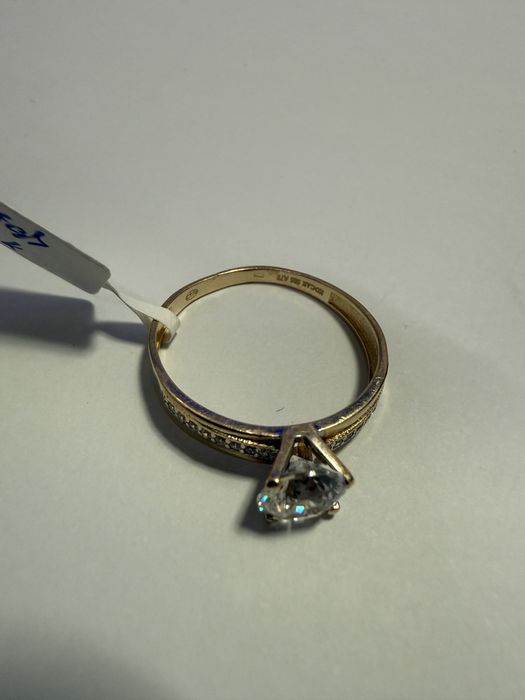 Inel de logodna cu pietricele (vl) star amanet