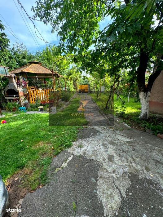 Teren 1000 mp și casă lângă Aquapark ul Nymphaea din Oradea