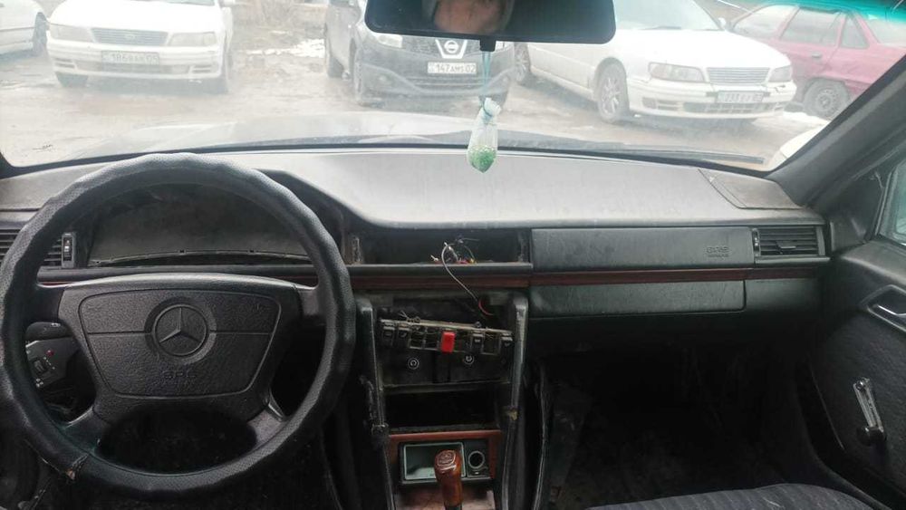 Продается Мерседес Е 280 Mercedes 400.000