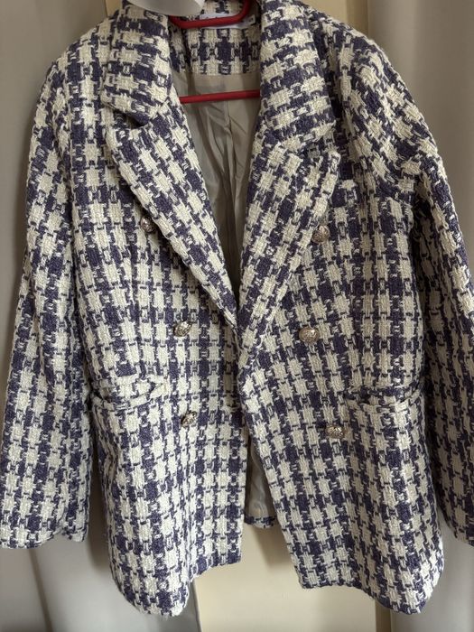 Пролетно сако в лилав и бежов цвят