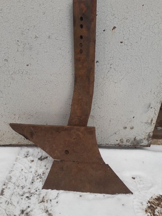Срочно продам предплужник