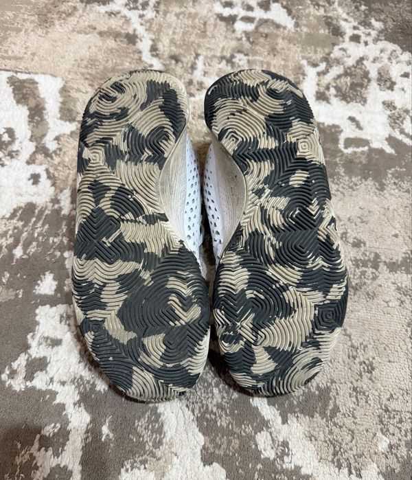 Vând Adidași Under Armour, nr. 44, preț fix