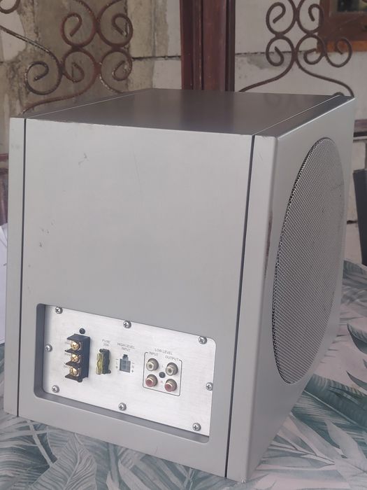 Subwoofer activ auto Mac Audio MAC Compact 220 – Funcțional