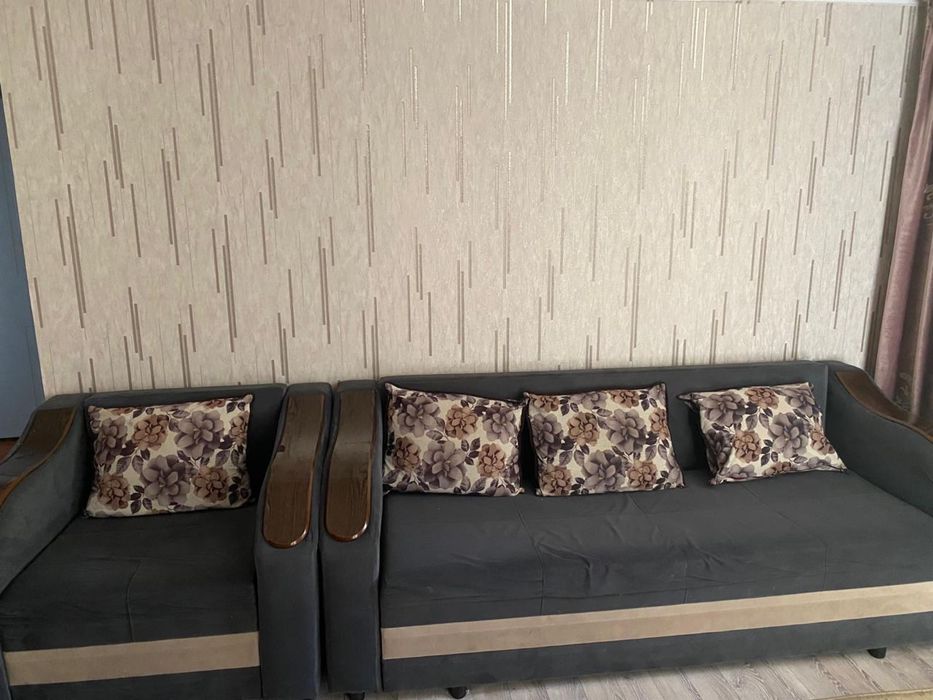 Диван с креслами