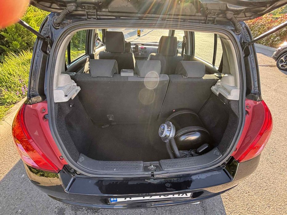 Продавам Suzuki Swift