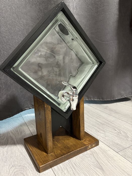Dispenser(dozator) handmade pentru băuturi – piesă unică, excelentă pentru cadou