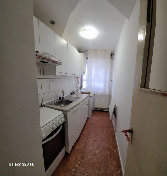 Ofer spre închiriere garsoniera în G. Enescu