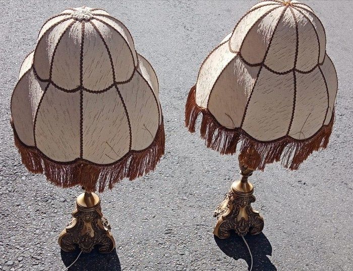 Elegant set de 2 veioze din bronz masiv în stilul Baroc și abajur din