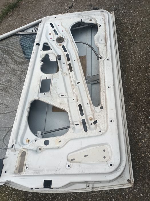 Usa stanga dreapta bmw e30 ursulet