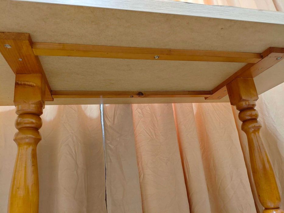 Кухненска маса 120/60/75 см.височина